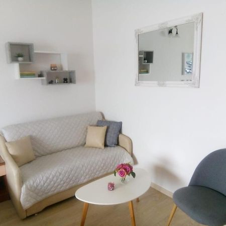 Apartments And Rooms Niksa Podgora Bagian luar foto