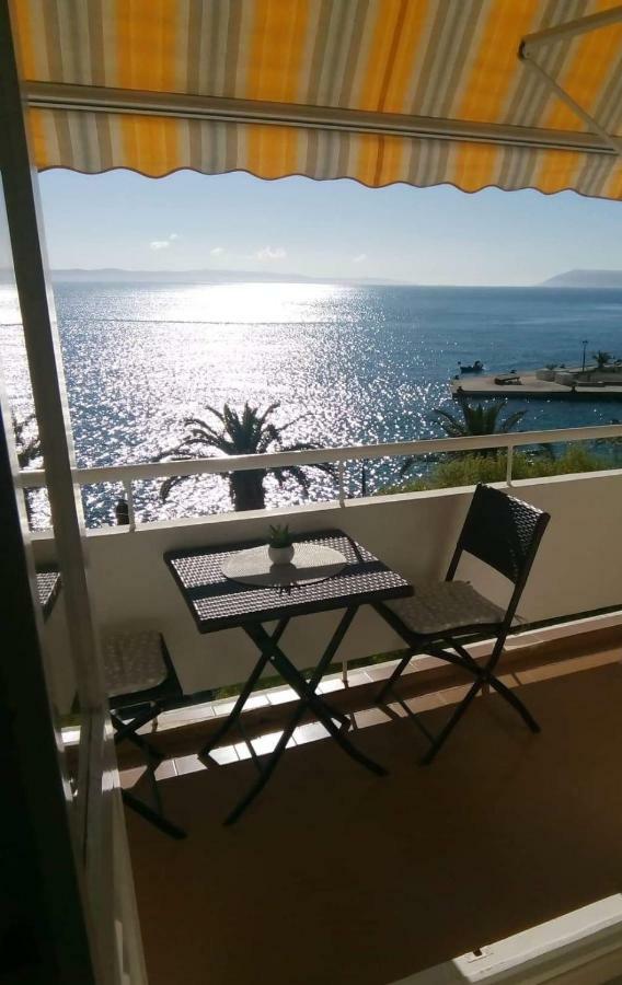 Apartments And Rooms Niksa Podgora Bagian luar foto